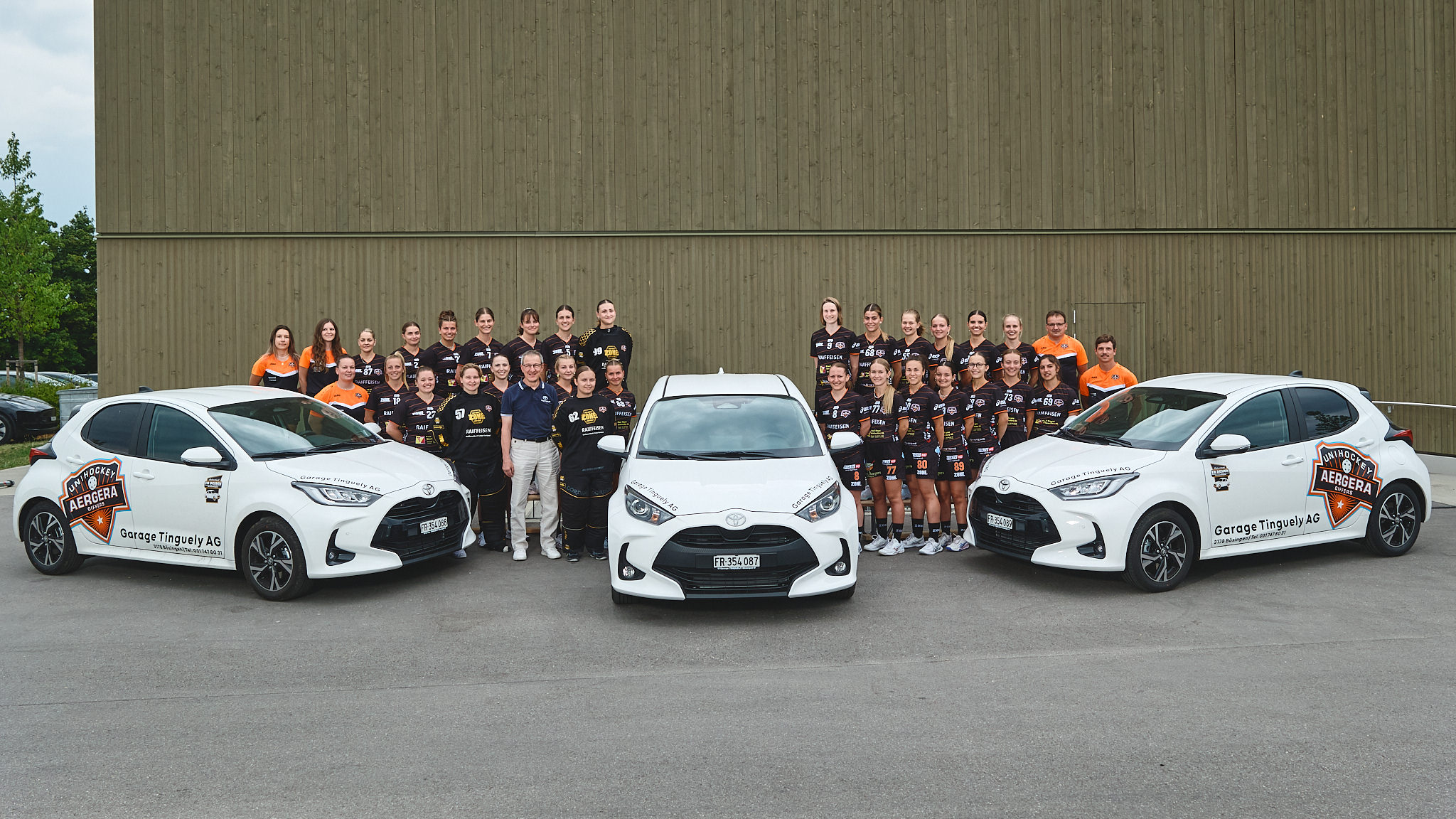 20250819-UH-AERGERA-GRUPPENFOTO-TOYOTA-001-screen.jpg